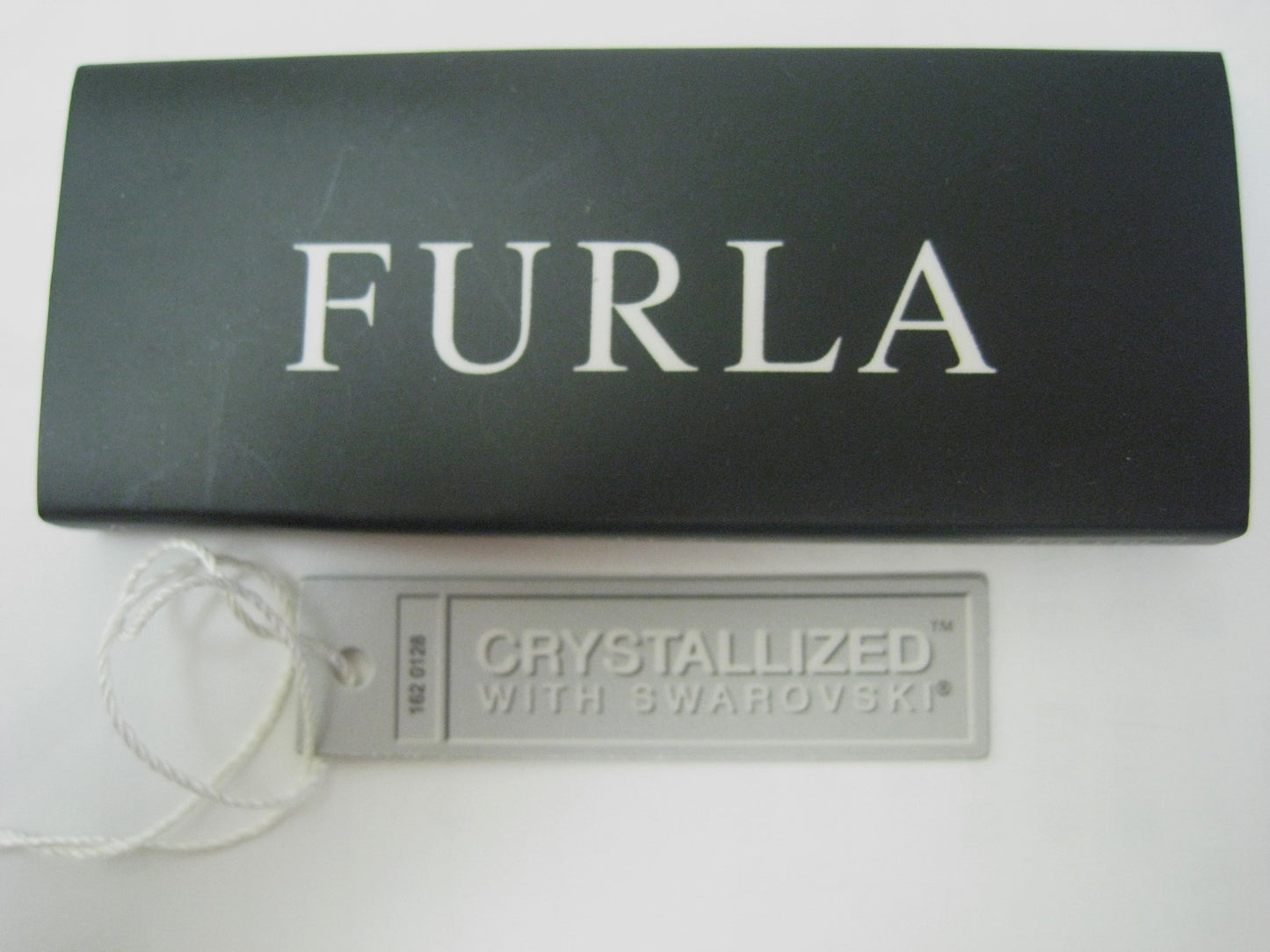 ほぼ未使用フルラFURLAスワロフスキー石入モスグリーン002822-01-87