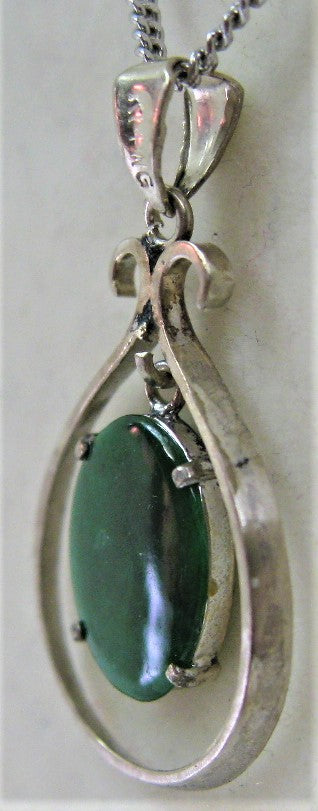 K14WG 14金 ペンダント ヒスイ 翡翠 約10mm×8mm ぶら下がり