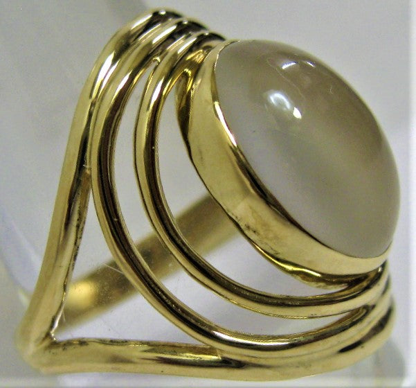 K18 18金リング指輪ムーンストーン 約13.3mm×9.3mm サイズ#15