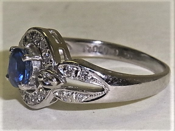 Pt900プラチナ リング 指輪 サファイヤ 0.51ct ダイヤ 0.13ct