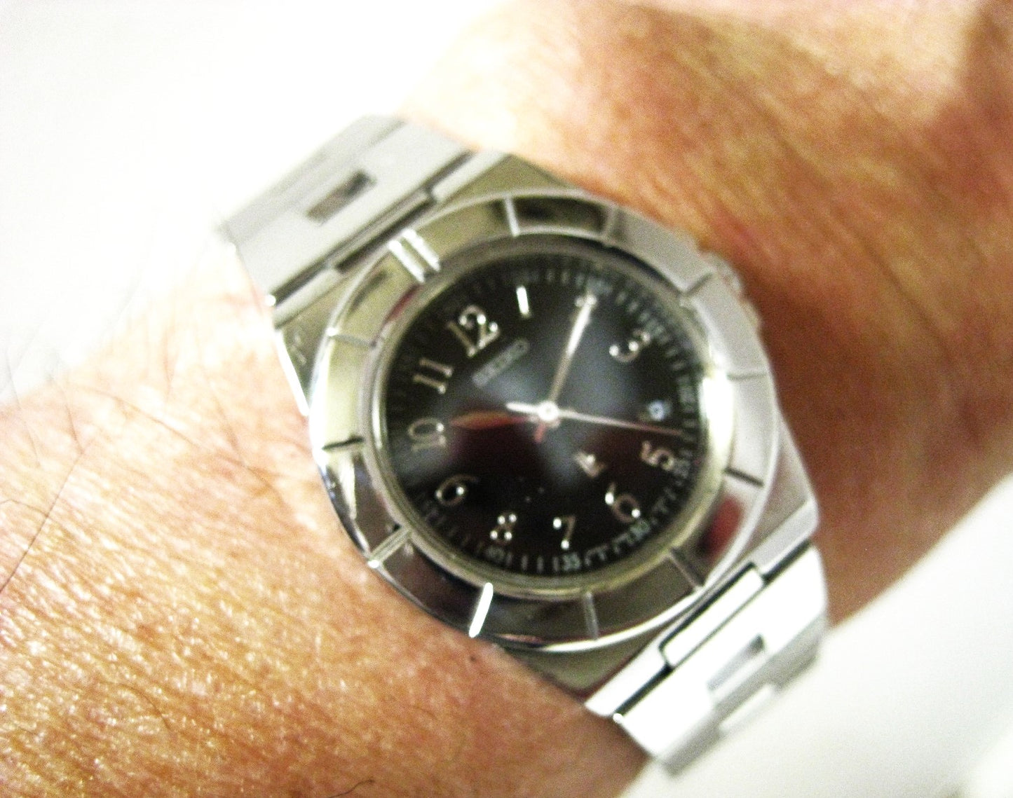 日本製 セイコーSEIKO ルキア ローマ数字 3針 デート 7N82-0620