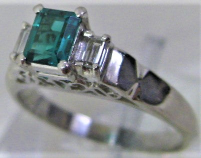 Pt900プラチナ リング指輪クレサンベール0.38ct ダイヤ0.15ct