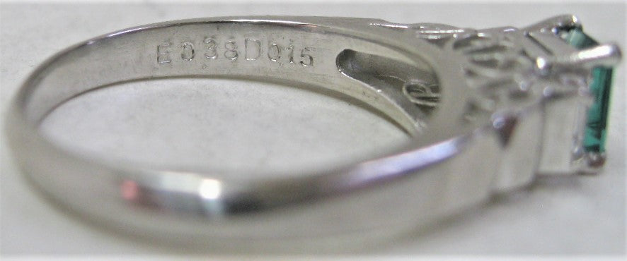 Pt900プラチナ リング指輪クレサンベール0.38ct ダイヤ0.15ct